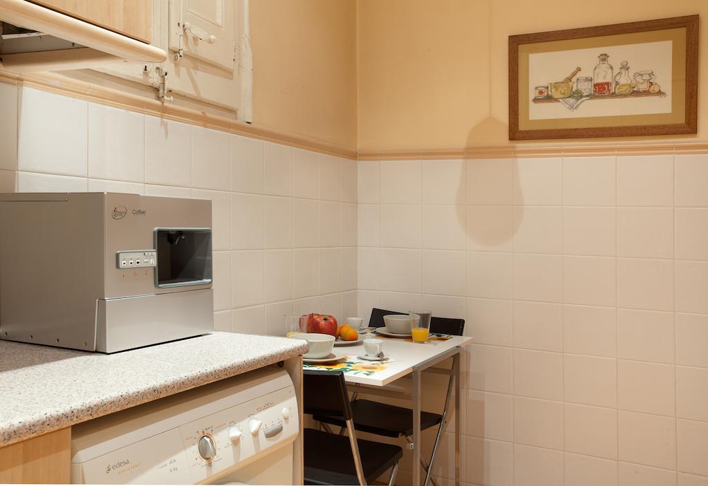 Modernist Apartment Barcelona Quarto foto